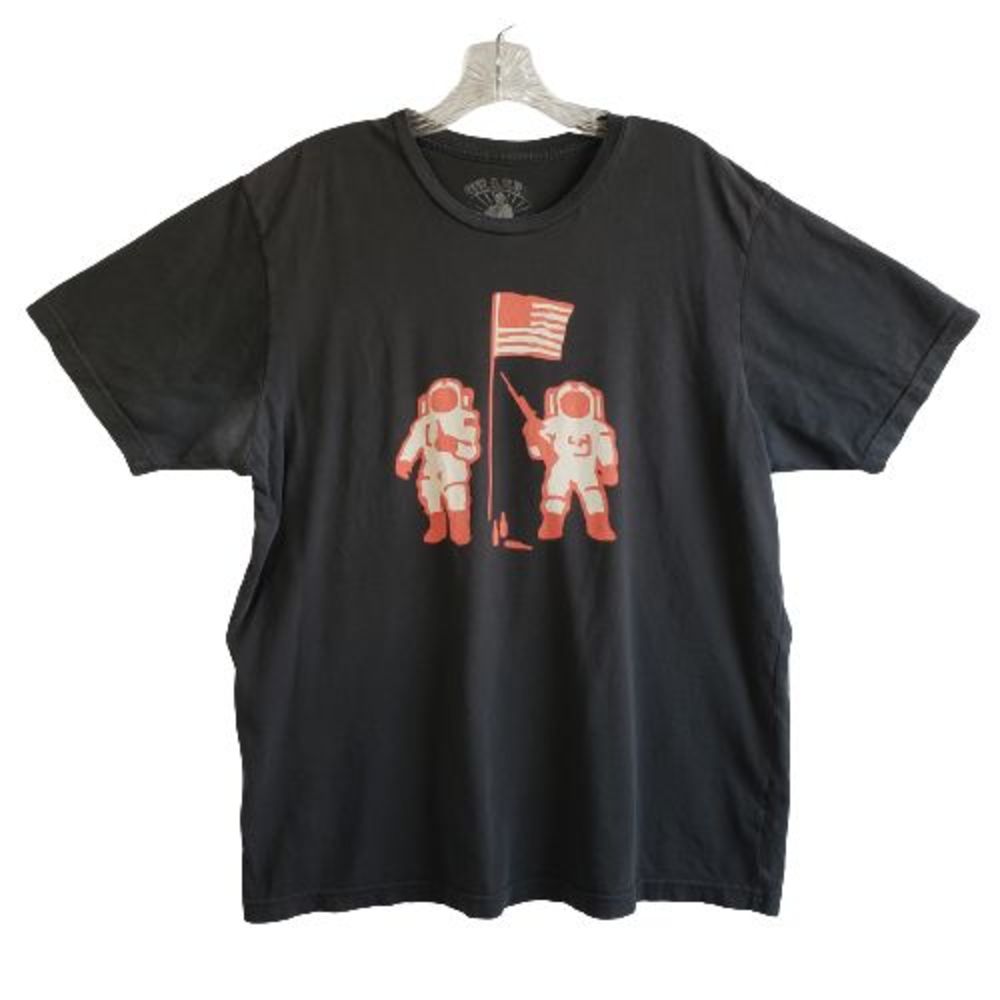 Chaser T Shirt Mens Large Black Graphic of Astronauts w/Beer & US Flag Patriot